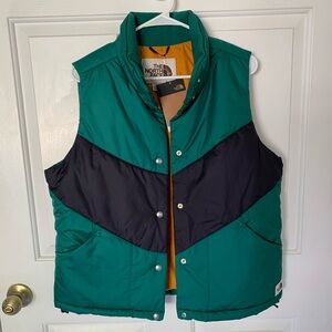 North Face winter vest, size L